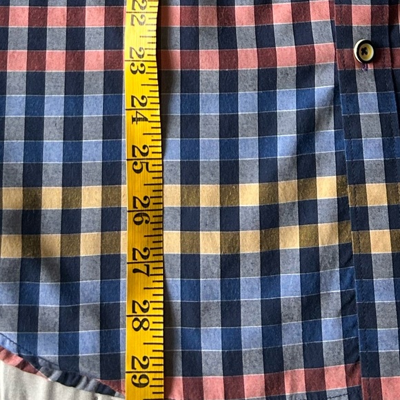 Justing tailored button down shirtt XL Plaid with floral inside cuff and collar - Picture 16 of 16